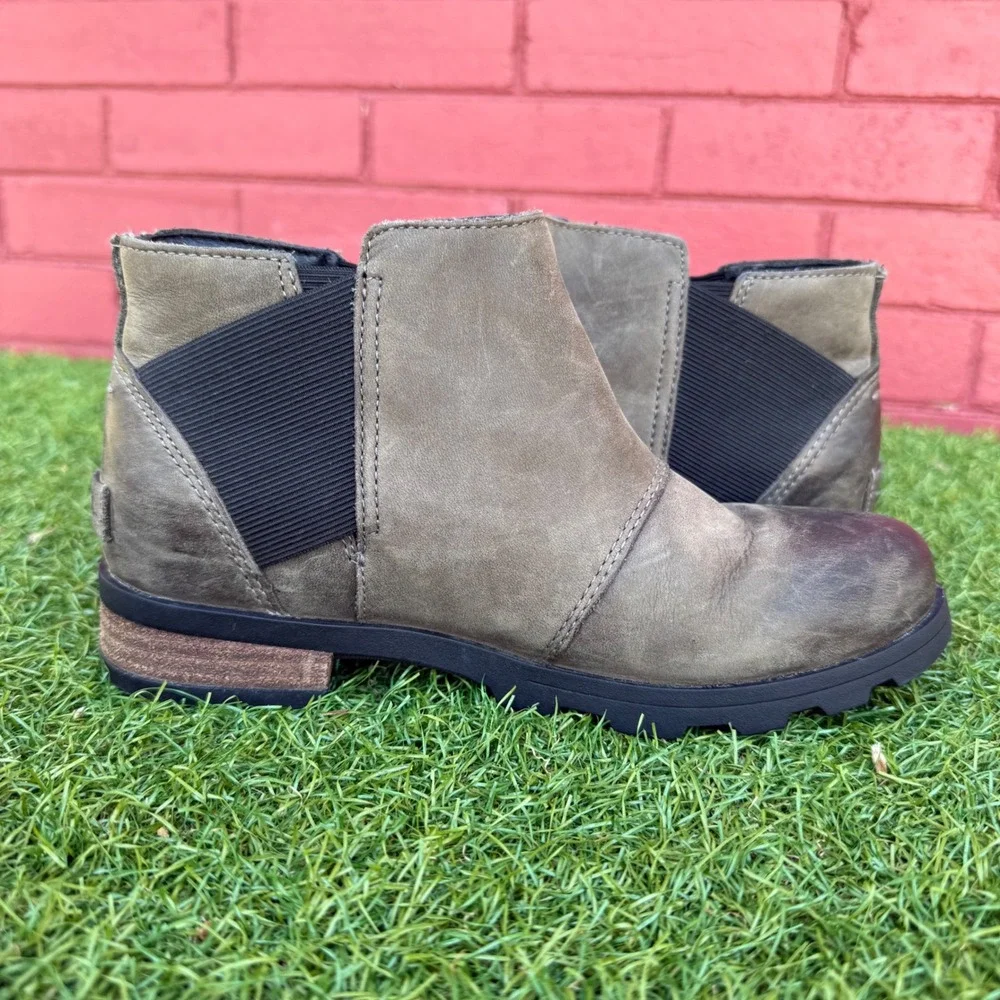 Sorel Emelie Chelsea Boots Womens 5.5 Waterproof‎ Quarry Leather NL2671-053